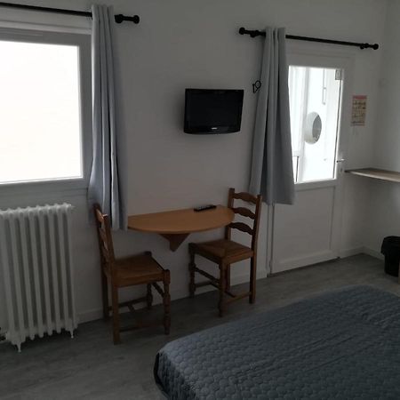 Le Breton Hotell Basse-Indre Eksteriør bilde